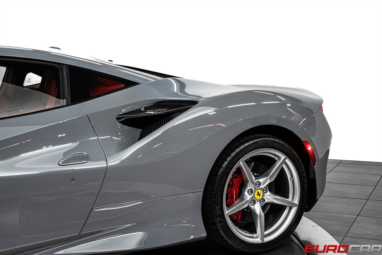 2022 Ferrari F8 Tributo *1 of 1 CUSTOM ORDERED * ONLY 600 MILES * $410K MSRP* - Photo 16 - Costa Mesa, CA 92626