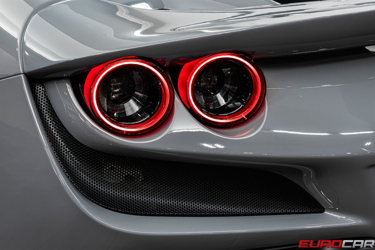 2022 Ferrari F8 Tributo *1 of 1 CUSTOM ORDERED * ONLY 600 MILES * $410K MSRP* - Photo 21 - Costa Mesa, CA 92626