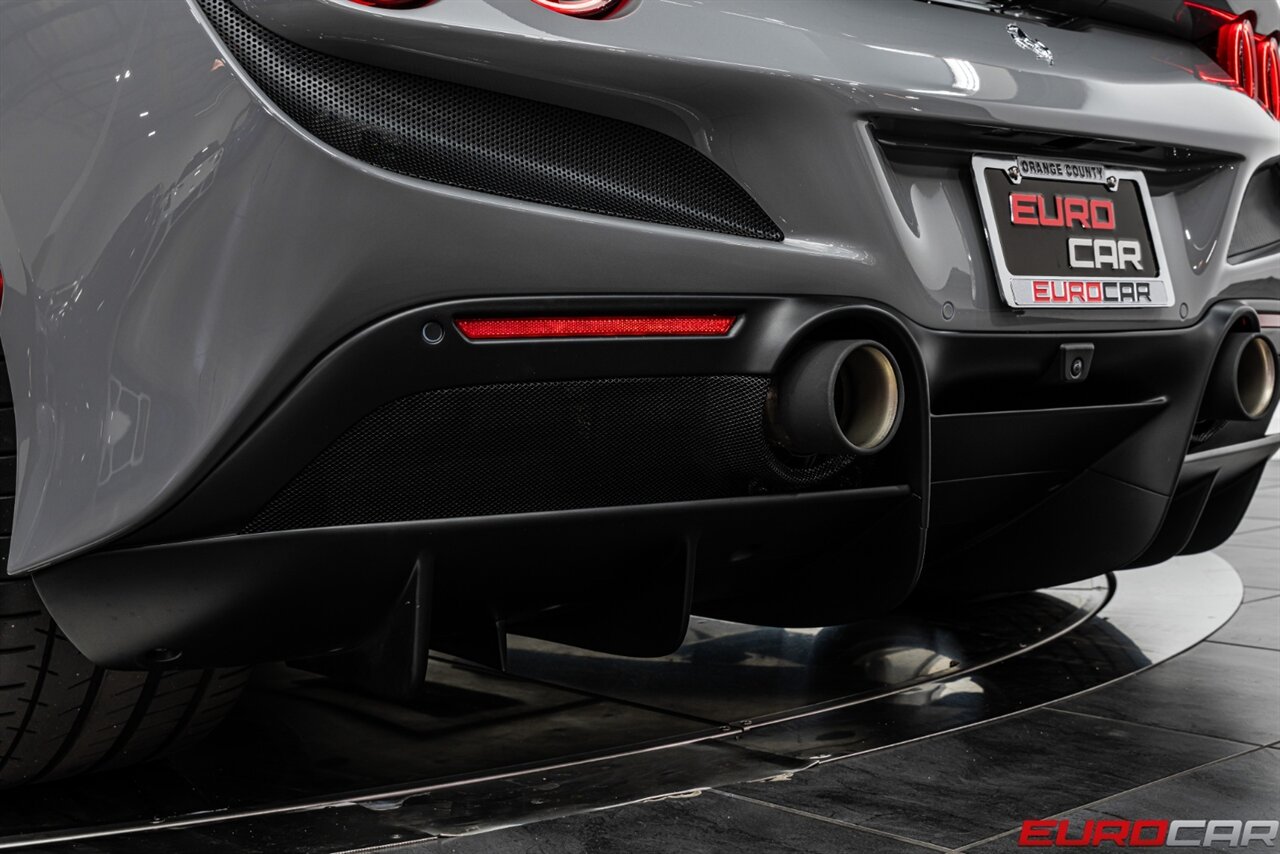2022 Ferrari F8 Tributo *1 of 1 CUSTOM ORDERED * ONLY 600 MILES * $410K MSRP* - Photo 23 - Costa Mesa, CA 92626