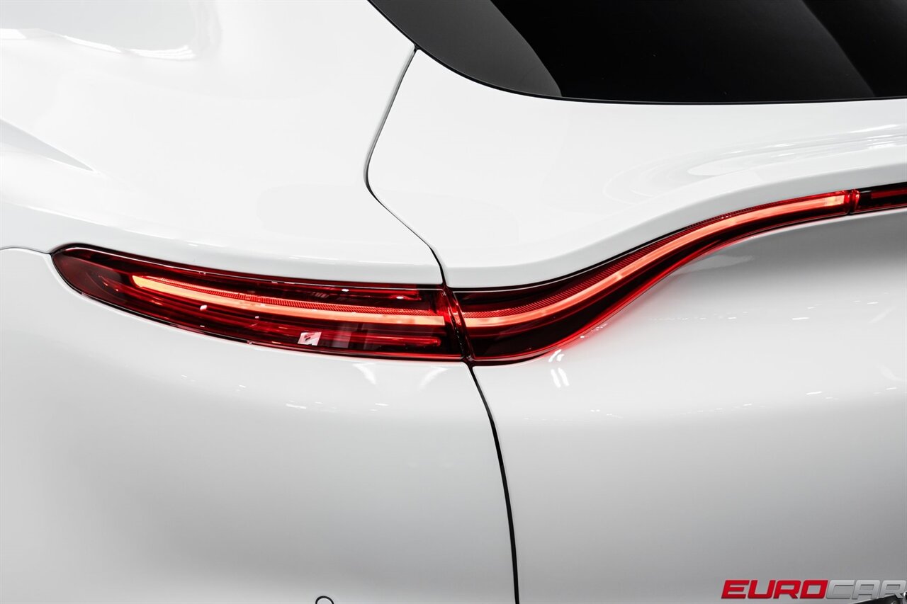 2022 Aston Martin DBX *FRONT PPF * IMMACULATE CONDITION* - Photo 16 - Costa Mesa, CA 92626