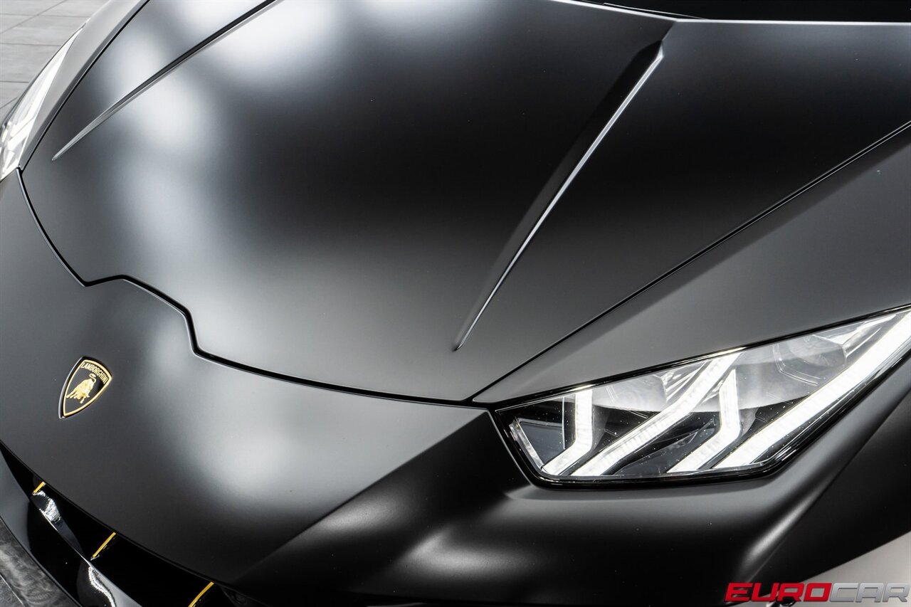2022 Lamborghini Huracan EVO *CARBON FIBER SEATS * SUSPENSION LIFTER* - Photo 9 - Costa Mesa, CA 92626