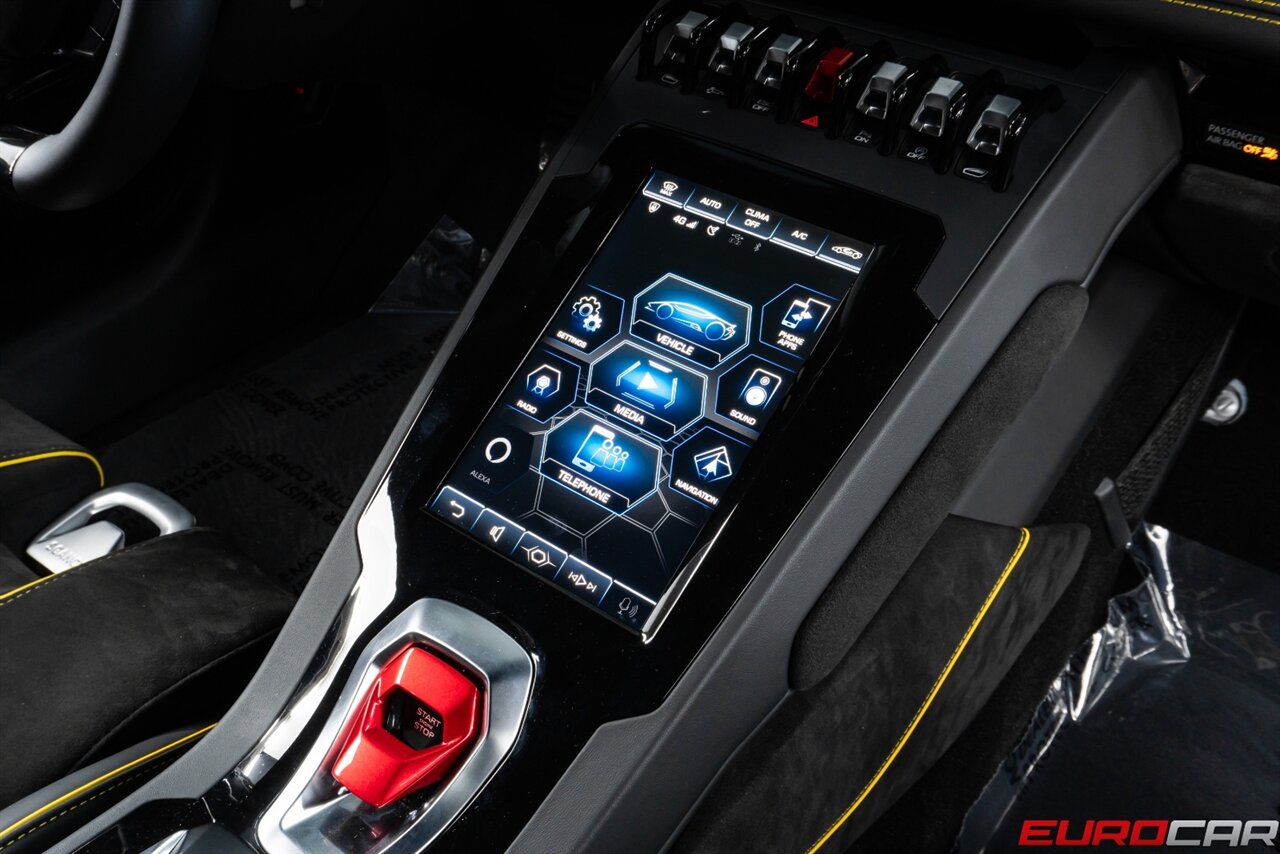 2022 Lamborghini Huracan EVO *CARBON FIBER SEATS * SUSPENSION LIFTER* - Photo 32 - Costa Mesa, CA 92626