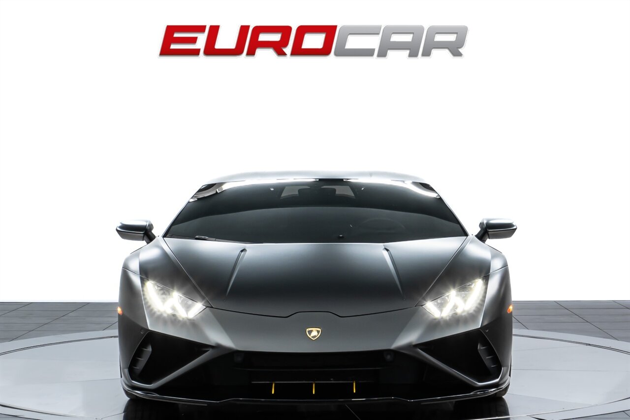 2022 Lamborghini Huracan EVO *CARBON FIBER SEATS * SUSPENSION LIFTER* - Photo 8 - Costa Mesa, CA 92626