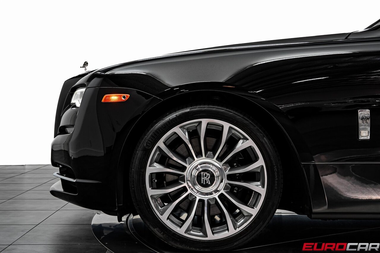 2019 Rolls-Royce Dawn  *TRI-COLOR BESPOKE INTERIOR * 21 " FORGED WHEELS * IMMACULATE CONDITION* - Photo 15 - Costa Mesa, CA 92626