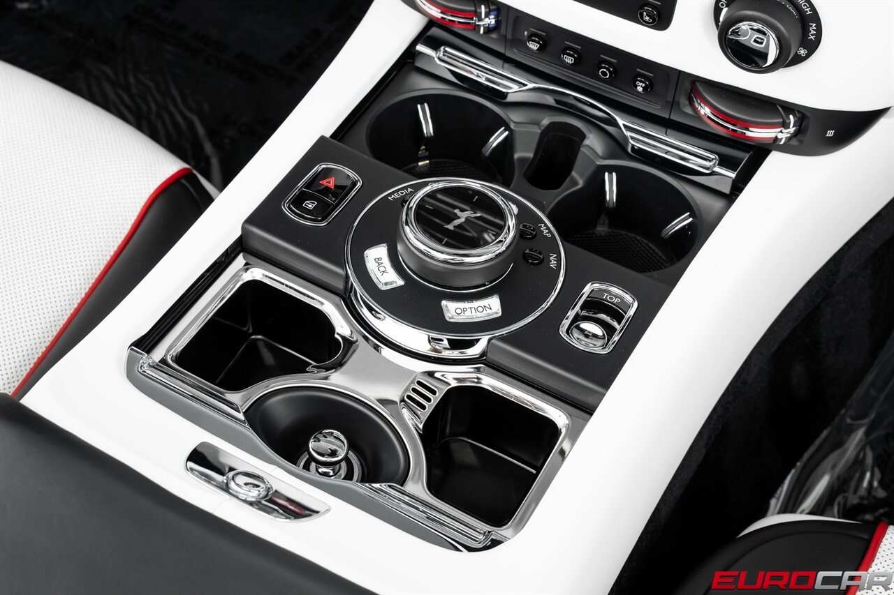 2019 Rolls-Royce Dawn  *TRI-COLOR BESPOKE INTERIOR * 21 " FORGED WHEELS * IMMACULATE CONDITION* - Photo 29 - Costa Mesa, CA 92626
