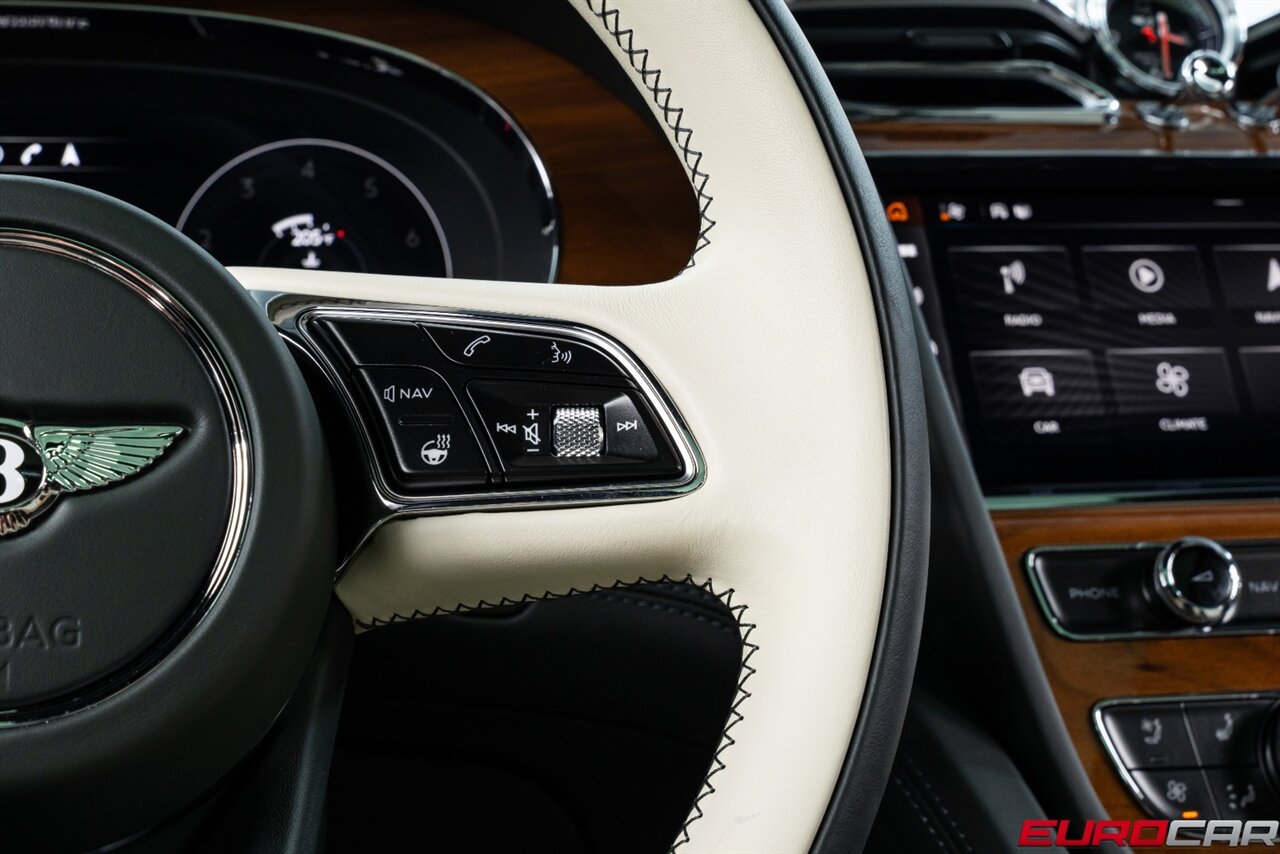 2022 Bentley Bentayga V8 *TOURING SPEC * COMFORT SPEC * FRONT PPF* - Photo 28 - Costa Mesa, CA 92626