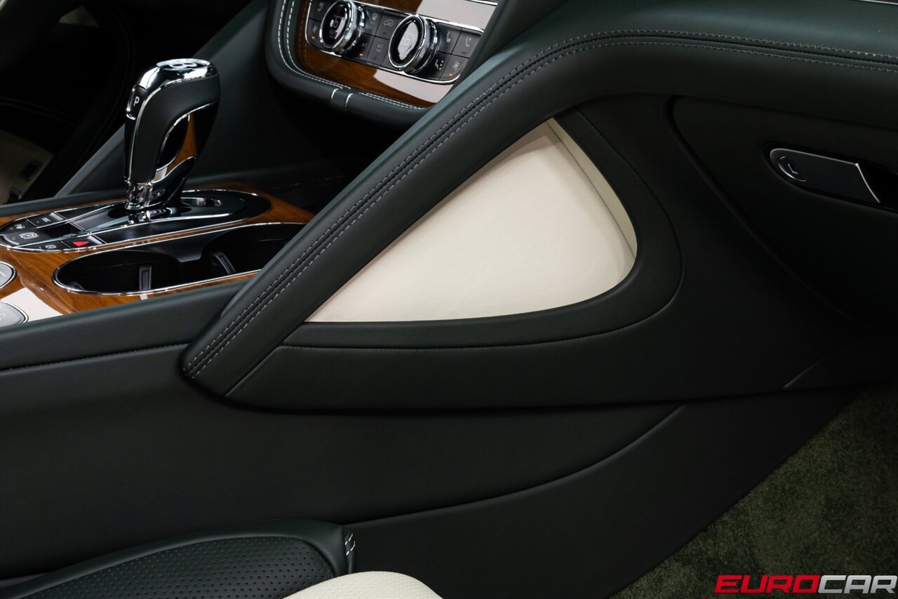 2022 Bentley Bentayga V8 *TOURING SPEC * COMFORT SPEC * FRONT PPF* - Photo 34 - Costa Mesa, CA 92626