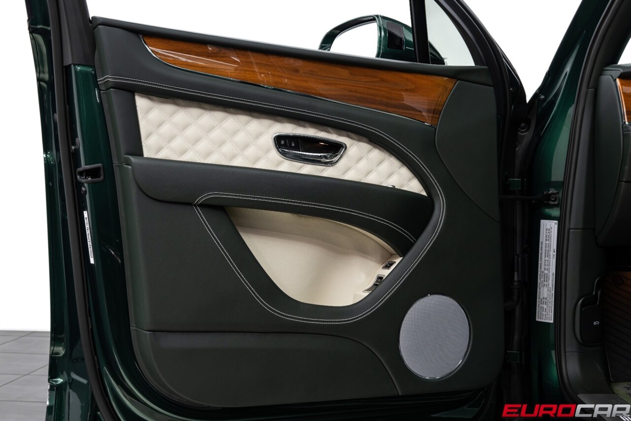 2022 Bentley Bentayga V8 *TOURING SPEC * COMFORT SPEC * FRONT PPF* - Photo 21 - Costa Mesa, CA 92626
