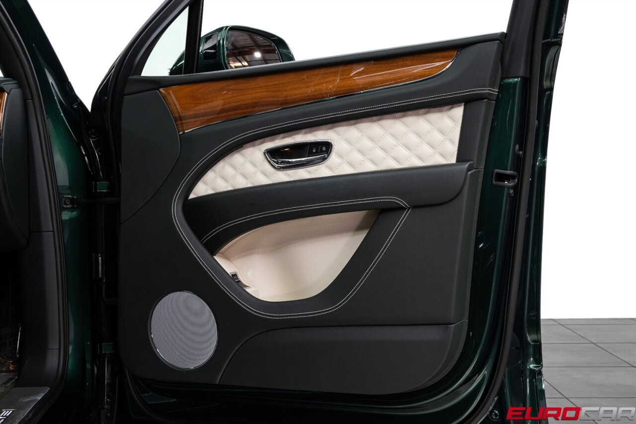 2022 Bentley Bentayga V8 *TOURING SPEC * COMFORT SPEC * FRONT PPF* - Photo 20 - Costa Mesa, CA 92626