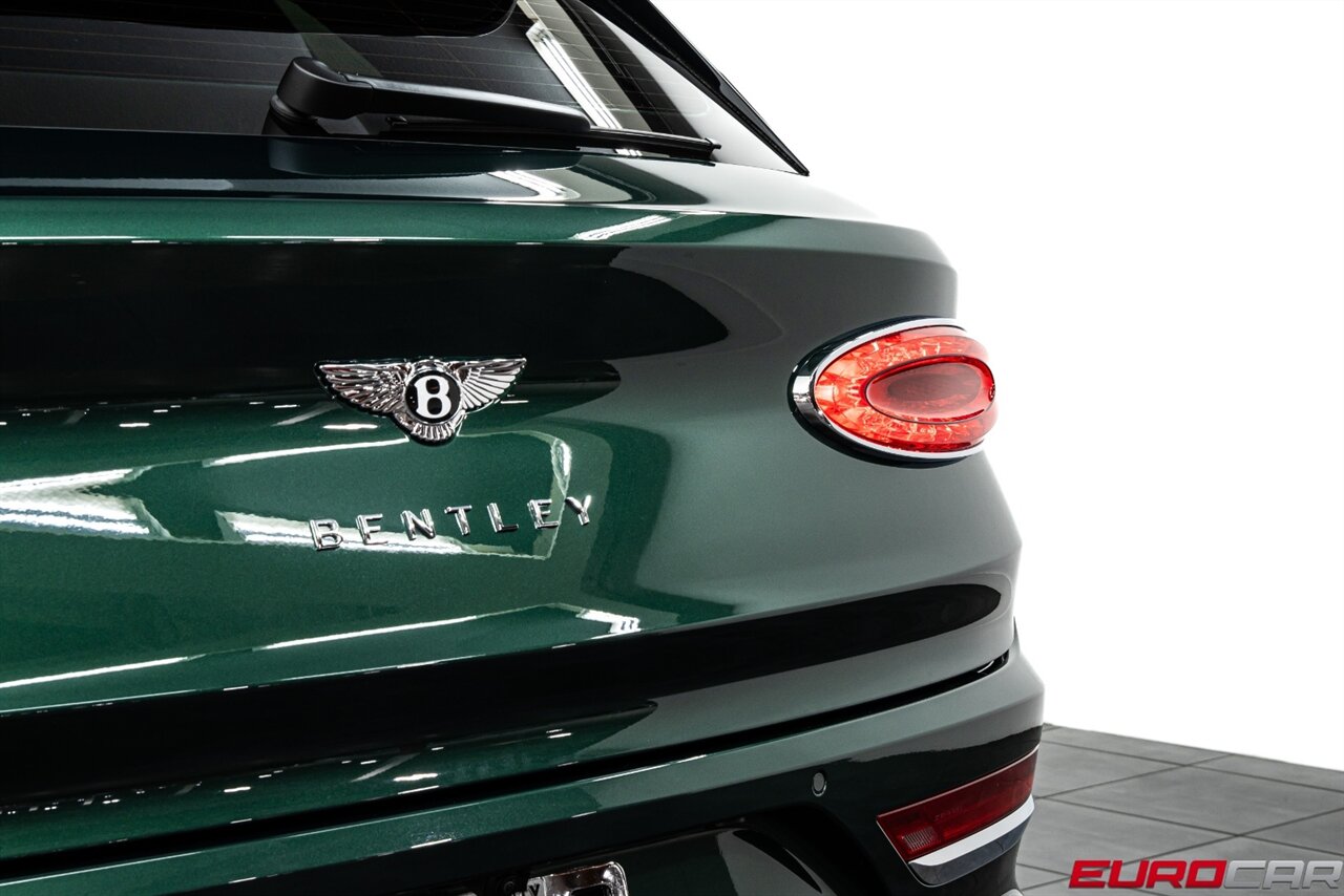 2022 Bentley Bentayga V8 *TOURING SPEC * COMFORT SPEC * FRONT PPF* - Photo 18 - Costa Mesa, CA 92626