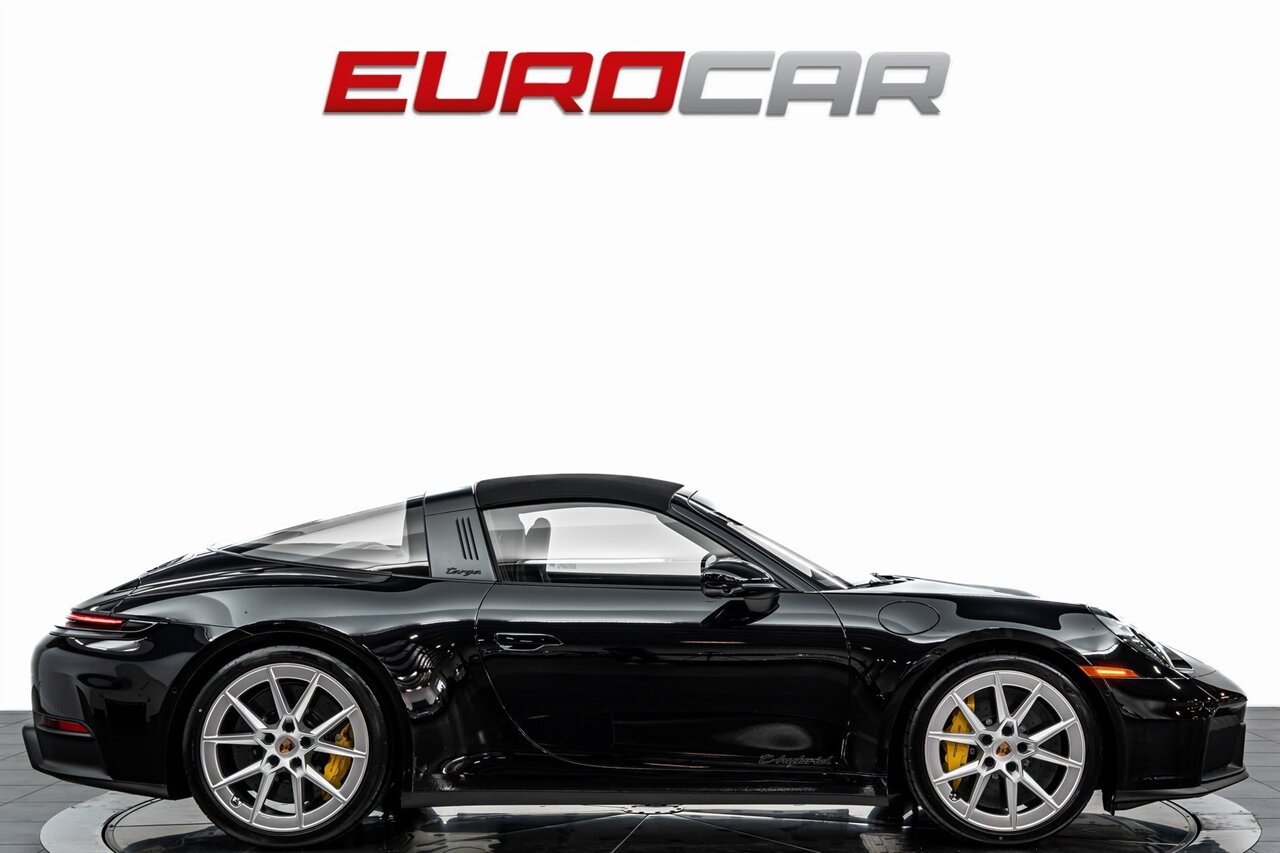 2025 Porsche 911 Targa 4 GTS *PREMIUM PACKAGE * FRONT AXLE LIFT*  *PREMIUM PACKAGE * FRONT AXLE LIFT* - Photo 8 - Costa Mesa, CA 92626