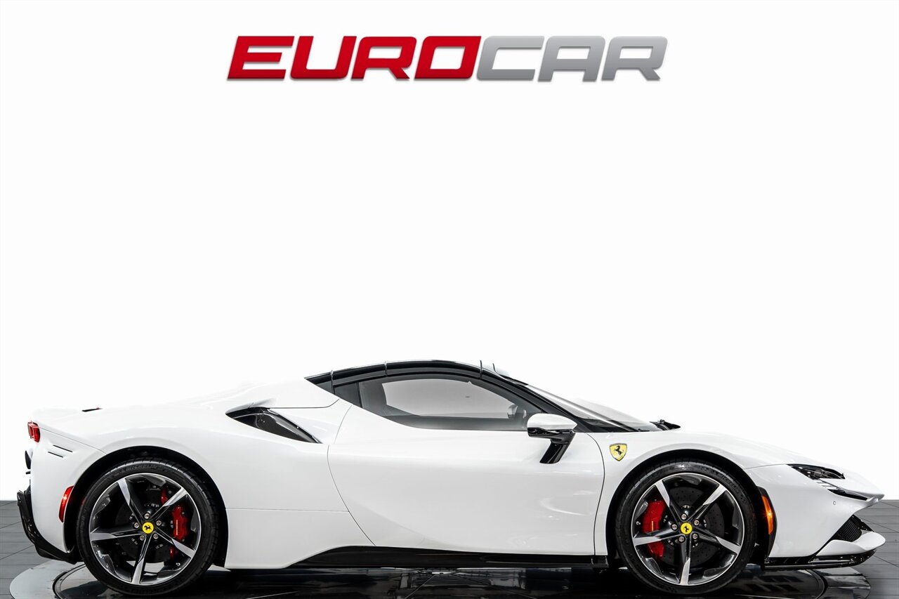 2024 Ferrari SF90 Spider *TAILOR MADE * CARBON RACING SEATS * FULL PPF* - Photo 8 - Costa Mesa, CA 92626