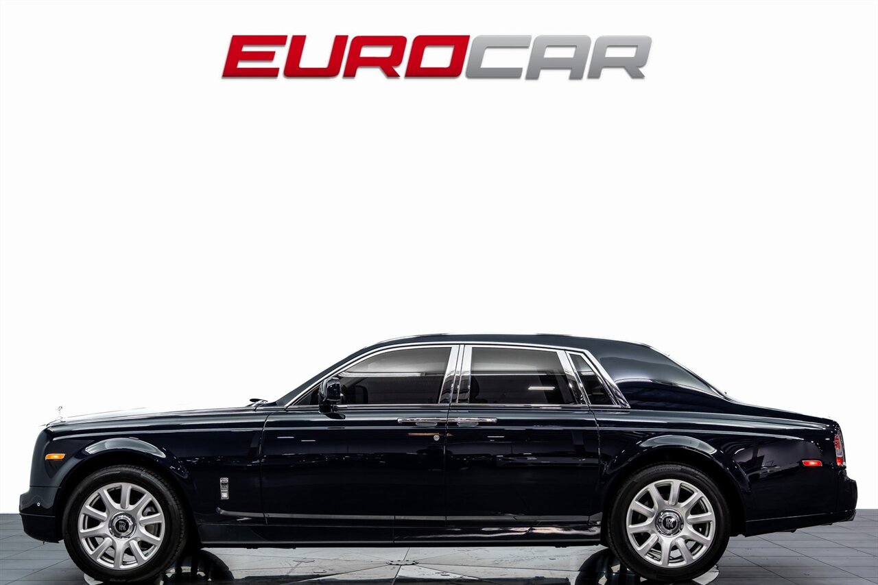 2013 Rolls-Royce Phantom *FRESH SERVICE * REAR THEATER * IMMACULATE CONDITION* - Photo 2 - Costa Mesa, CA 92626