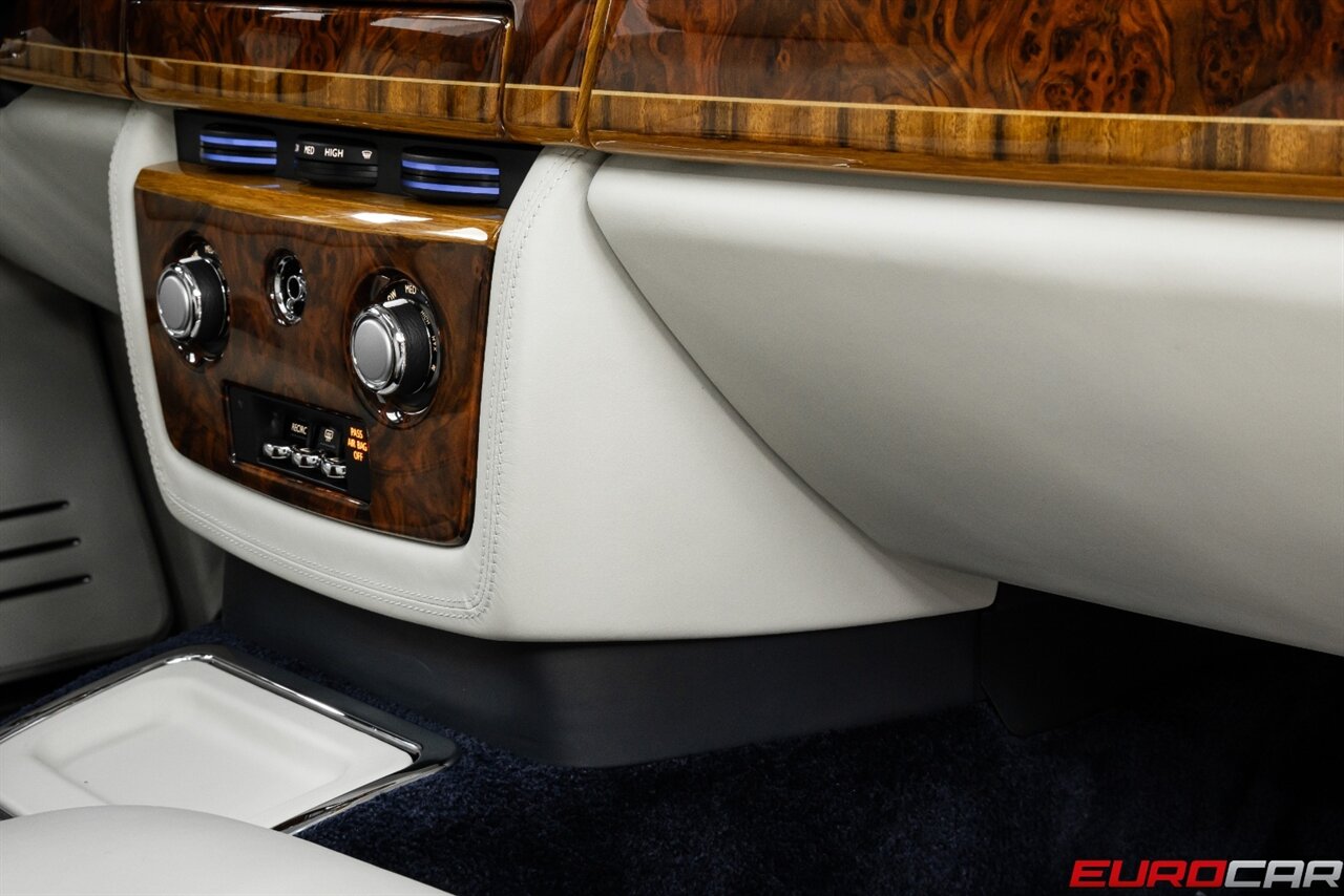 2013 Rolls-Royce Phantom *FRESH SERVICE * REAR THEATER * IMMACULATE CONDITION* - Photo 32 - Costa Mesa, CA 92626