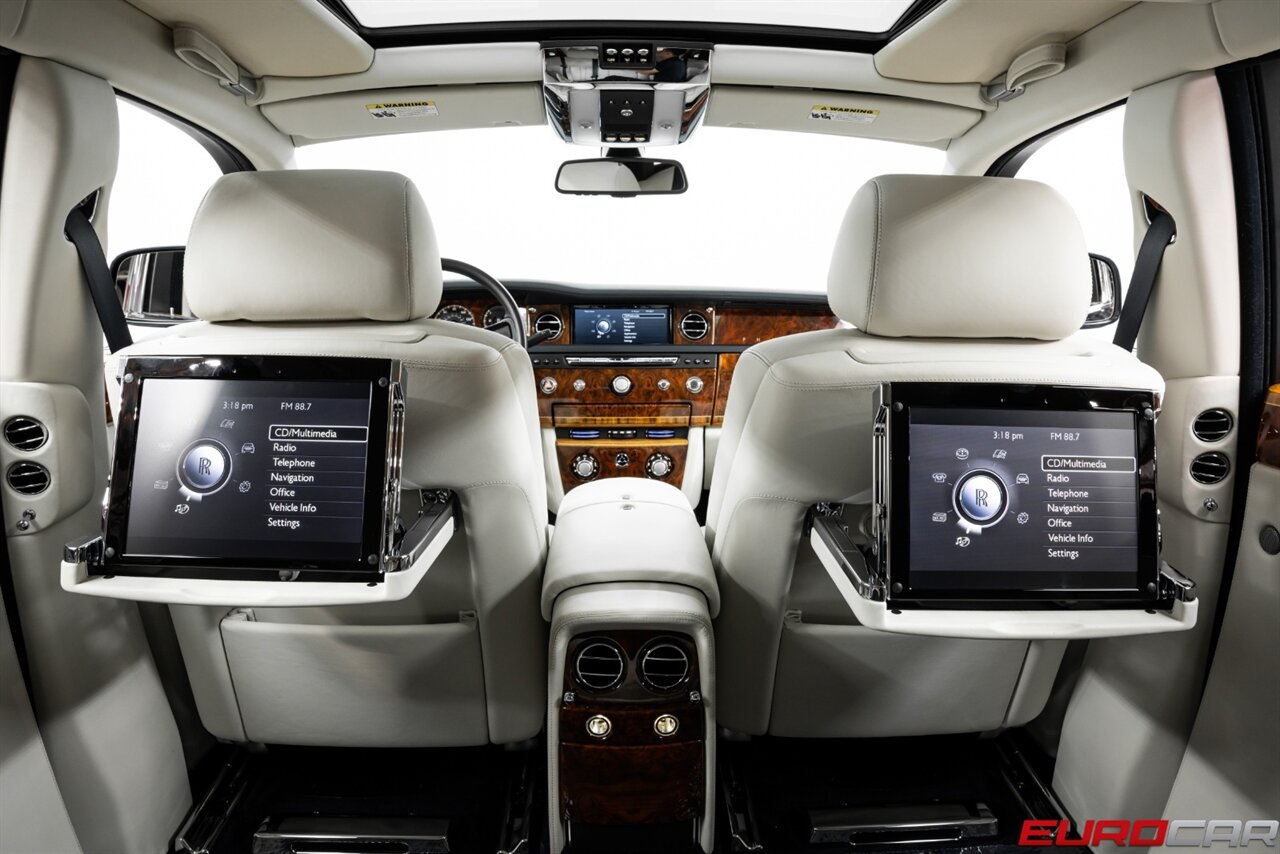 2013 Rolls-Royce Phantom *FRESH SERVICE * REAR THEATER * IMMACULATE CONDITION* - Photo 22 - Costa Mesa, CA 92626