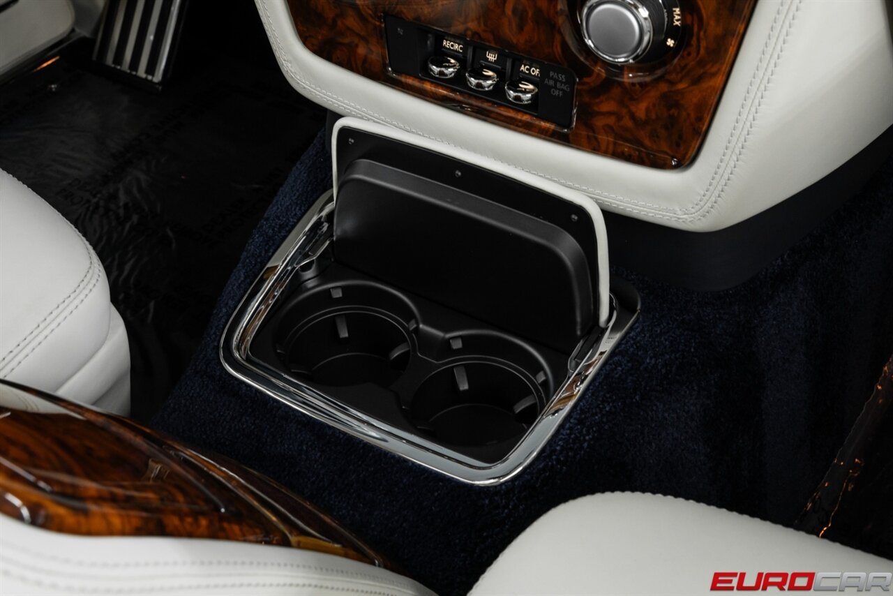 2013 Rolls-Royce Phantom *FRESH SERVICE * REAR THEATER * IMMACULATE CONDITION* - Photo 31 - Costa Mesa, CA 92626