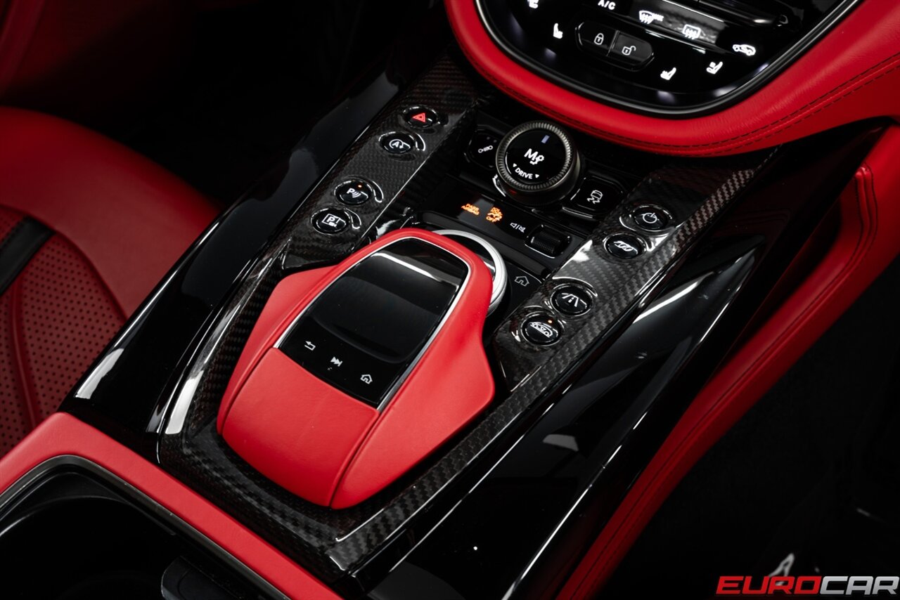 2023 Aston Martin DBX 707  *$263,586.00 MSRP* INCREDIBLE COLOR COMBO - Photo 33 - Costa Mesa, CA 92626