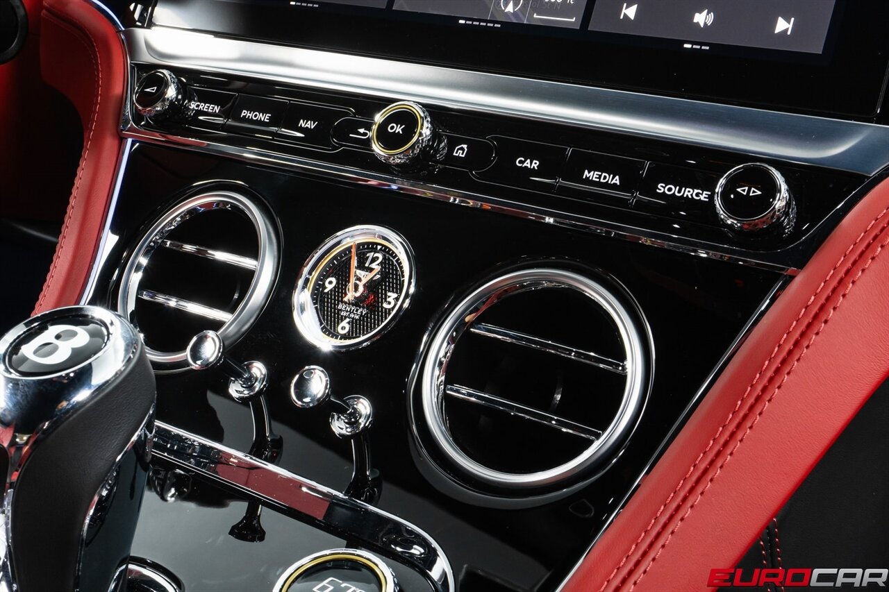 2022 Bentley Continental GT V8 *MULLINER DRIVING SPEC * CARBON FIBER STYLING SPEC* - Photo 31 - Costa Mesa, CA 92626