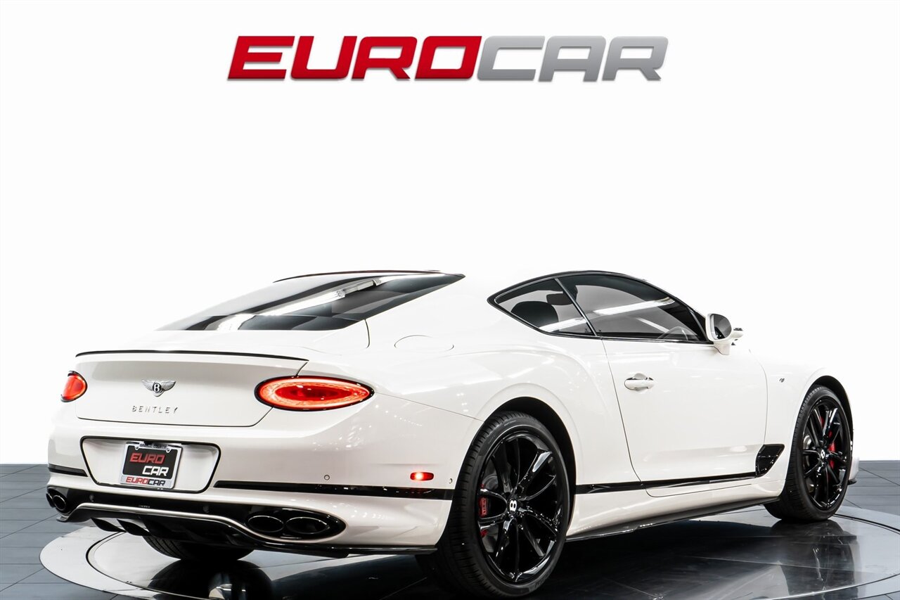 2022 Bentley Continental GT V8 *MULLINER DRIVING SPEC * CARBON FIBER STYLING SPEC* - Photo 5 - Costa Mesa, CA 92626