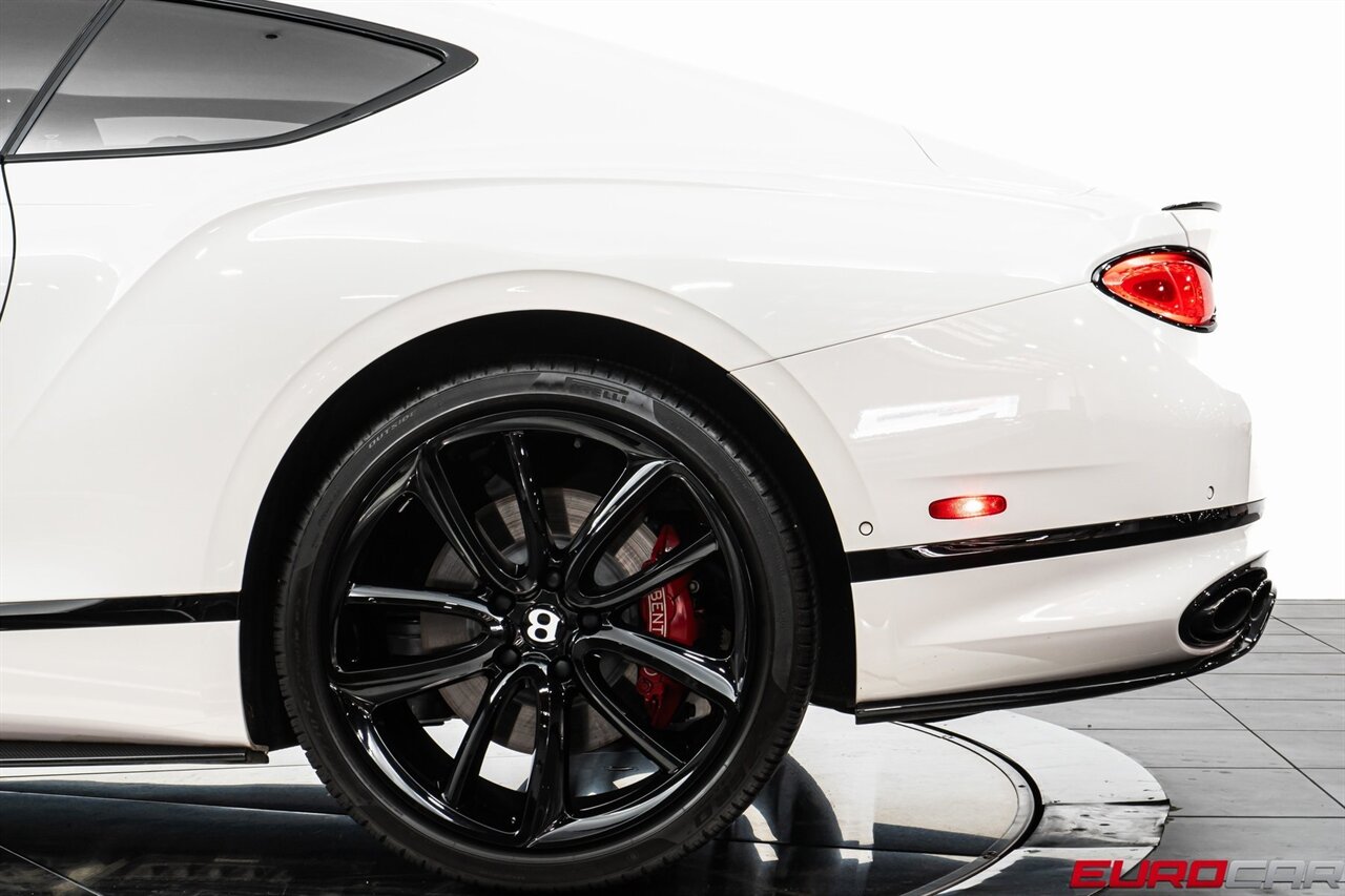 2022 Bentley Continental GT V8 *MULLINER DRIVING SPEC * CARBON FIBER STYLING SPEC* - Photo 17 - Costa Mesa, CA 92626