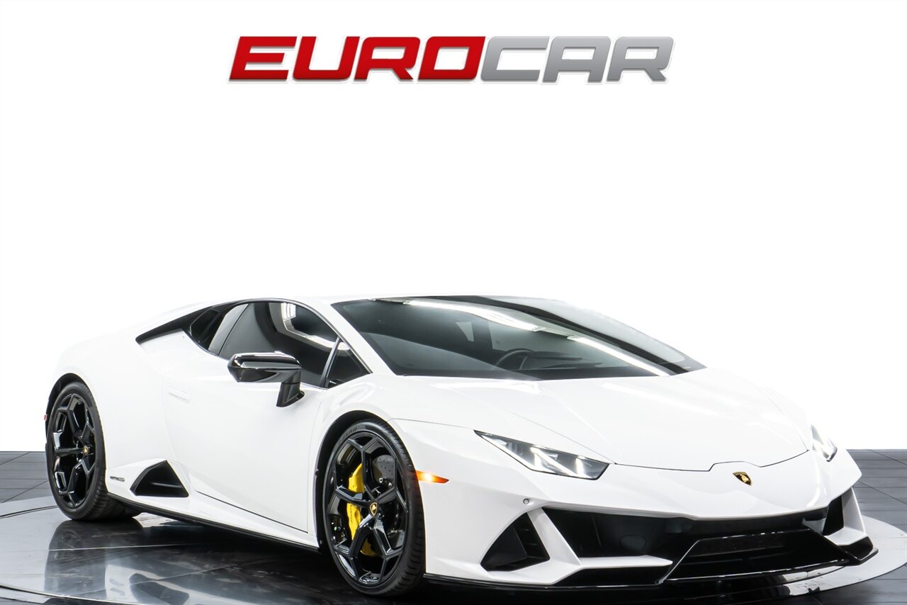 2021 Lamborghini Huracan EVO  *RARE ALL WHEEL DRIVE * CERAMIC BRAKES * CARBON INTERIOR* - Photo 7 - Costa Mesa, CA 92626