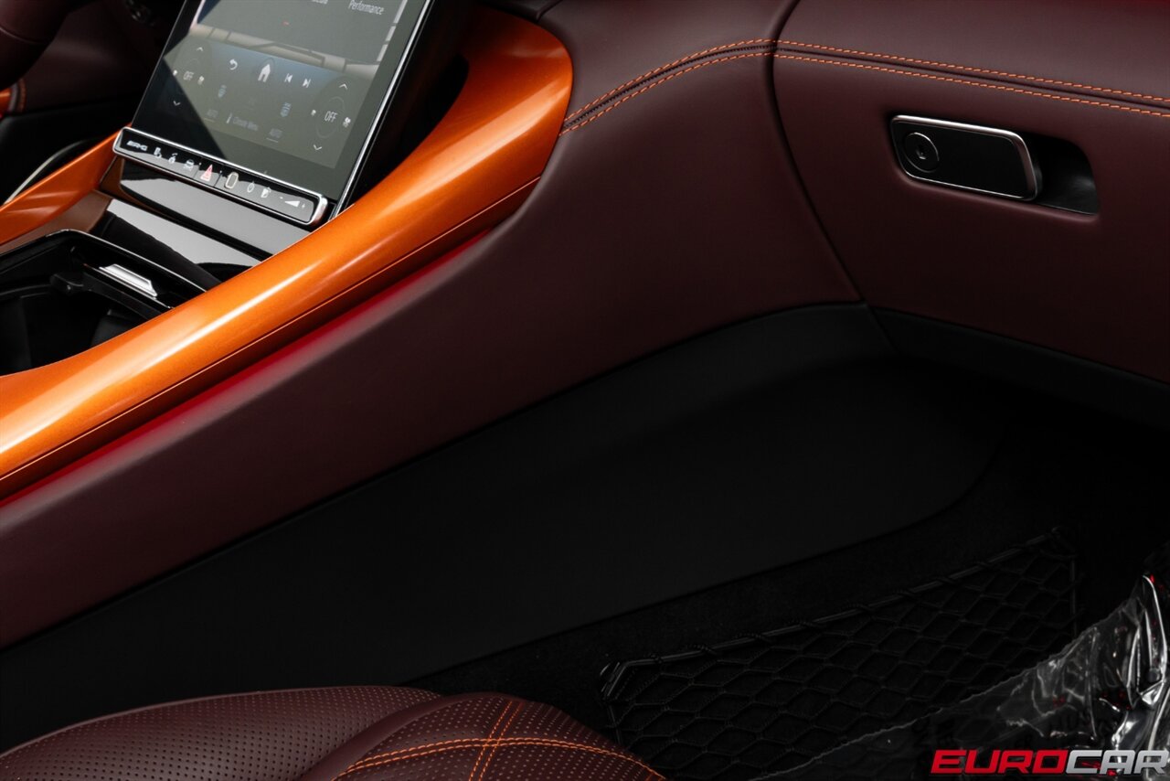 2024 Mercedes-Benz AMG SL 63 *$252K MSRP * MANUFAKTUR BIG SUR EDITION* - Photo 35 - Costa Mesa, CA 92626