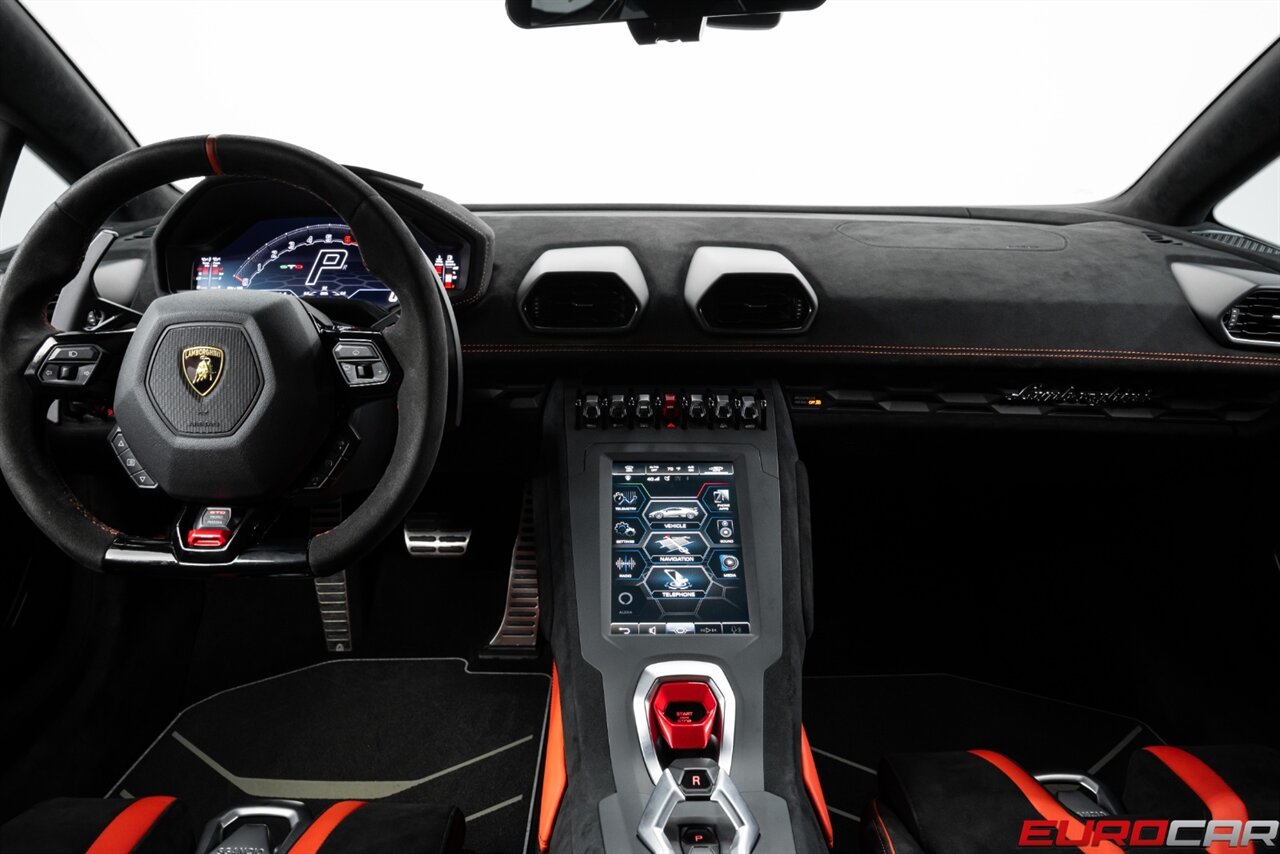 2022 Lamborghini Huracan STO  *CARBON SPORT SEATS * ONLY 6000 PAMPERED MILES * FRONT PPF* - Photo 30 - Costa Mesa, CA 92626