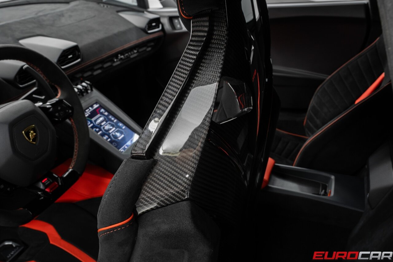 2022 Lamborghini Huracan STO  *CARBON SPORT SEATS * ONLY 6000 PAMPERED MILES * FRONT PPF* - Photo 44 - Costa Mesa, CA 92626