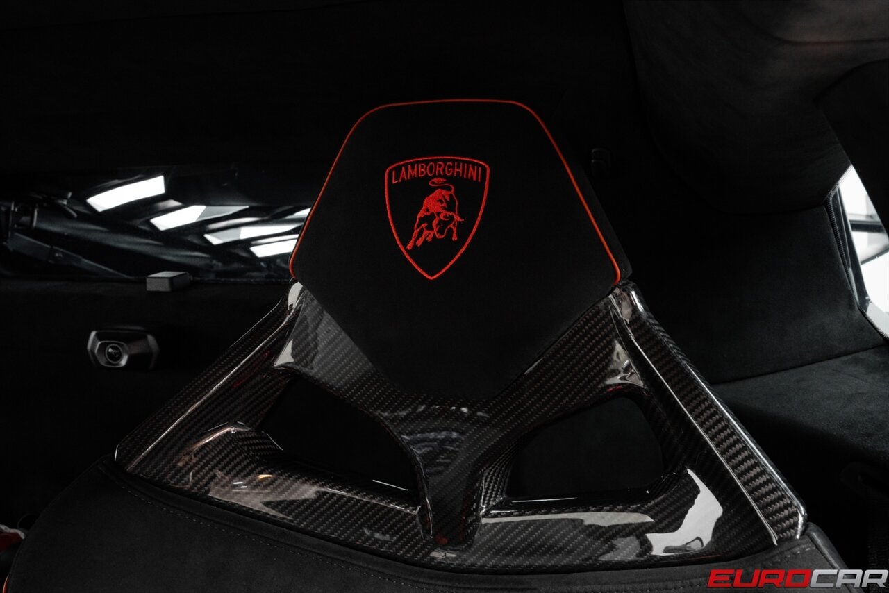 2022 Lamborghini Huracan STO  *CARBON SPORT SEATS * ONLY 6000 PAMPERED MILES * FRONT PPF* - Photo 45 - Costa Mesa, CA 92626
