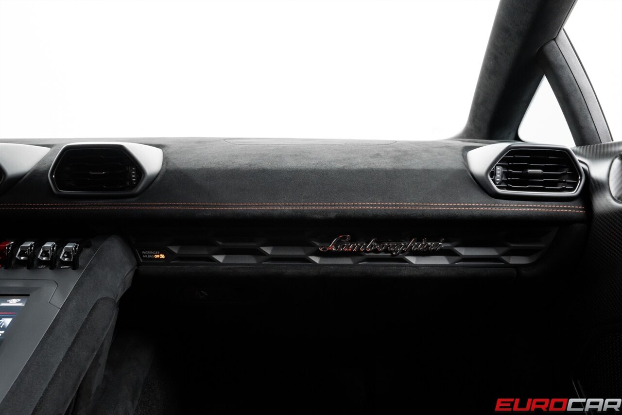 2022 Lamborghini Huracan STO  *CARBON SPORT SEATS * ONLY 6000 PAMPERED MILES * FRONT PPF* - Photo 37 - Costa Mesa, CA 92626