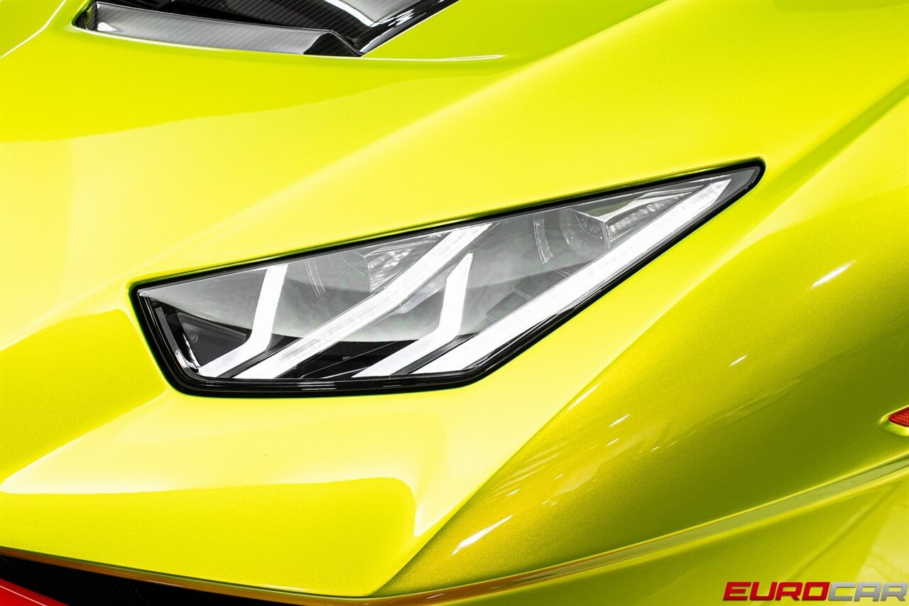 2023 Lamborghini Huracan Base *SPECIAL FACTORY PAINT * CARBON SPORT SEATS*   - Photo 11 - Costa Mesa, CA 92626