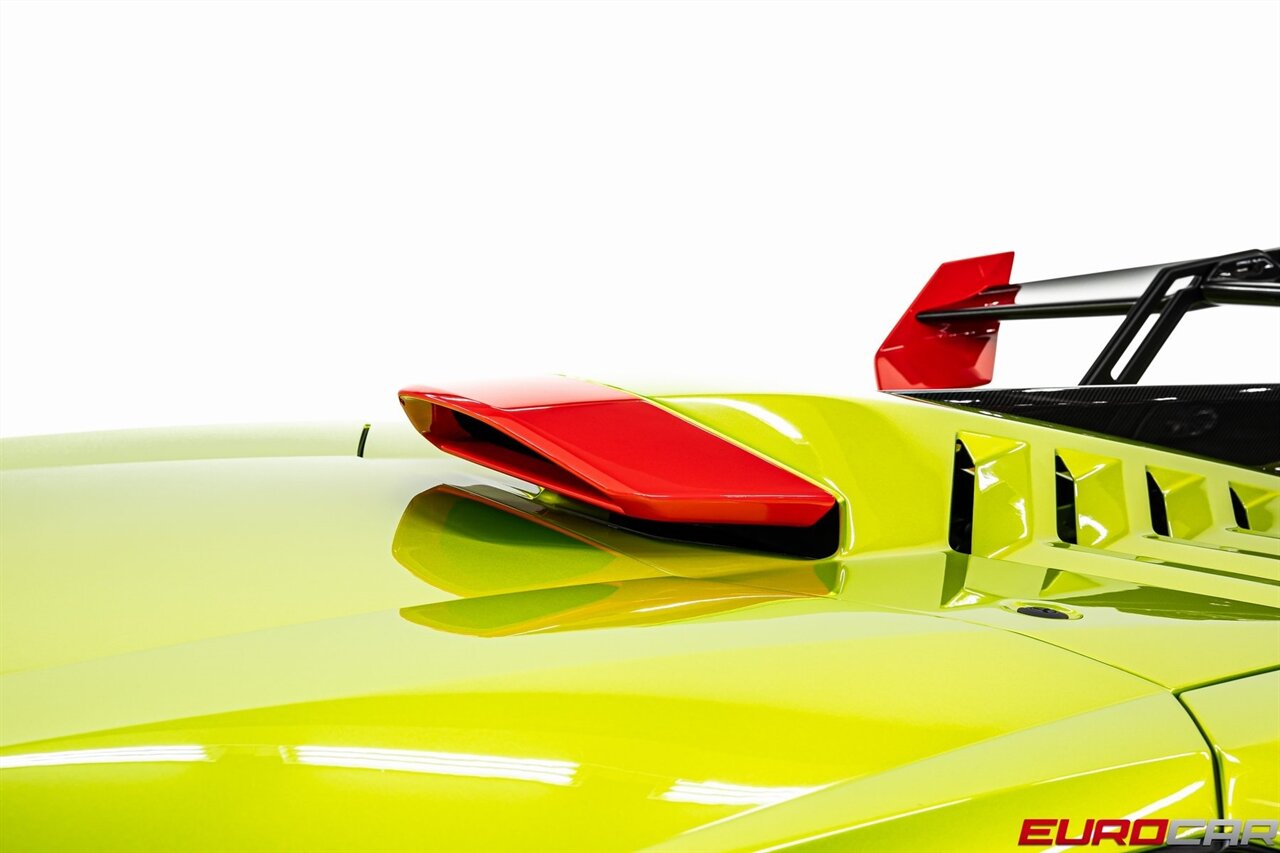 2023 Lamborghini Huracan Base *SPECIAL FACTORY PAINT * CARBON SPORT SEATS*   - Photo 21 - Costa Mesa, CA 92626