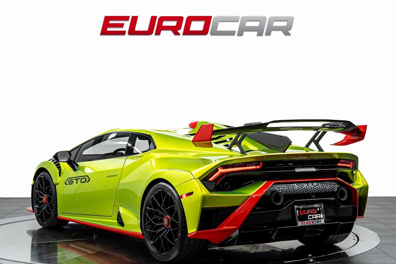 2023 Lamborghini Huracan Base *SPECIAL FACTORY PAINT * CARBON SPORT SEATS*   - Photo 3 - Costa Mesa, CA 92626