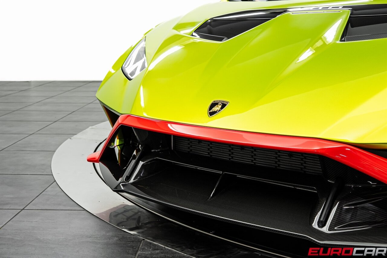 2023 Lamborghini Huracan Base *SPECIAL FACTORY PAINT * CARBON SPORT SEATS*   - Photo 12 - Costa Mesa, CA 92626