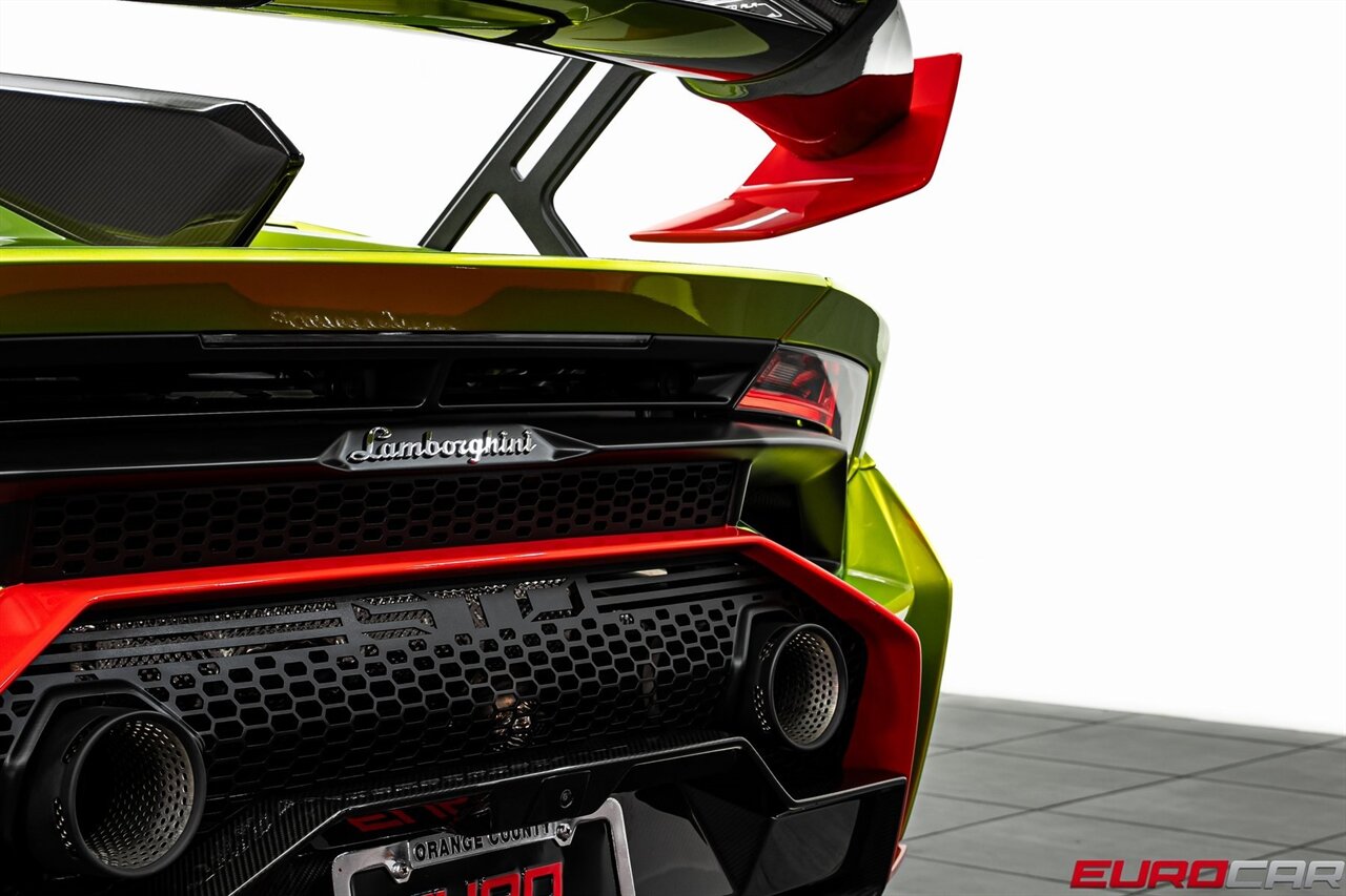 2023 Lamborghini Huracan Base *SPECIAL FACTORY PAINT * CARBON SPORT SEATS*   - Photo 25 - Costa Mesa, CA 92626