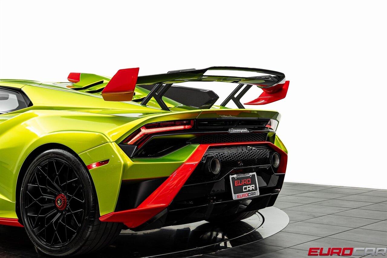 2023 Lamborghini Huracan Base *SPECIAL FACTORY PAINT * CARBON SPORT SEATS*   - Photo 20 - Costa Mesa, CA 92626