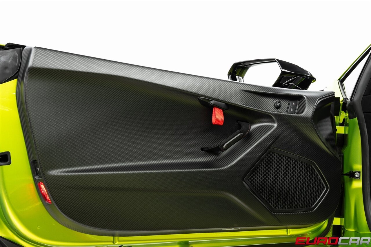 2023 Lamborghini Huracan Base *SPECIAL FACTORY PAINT * CARBON SPORT SEATS*   - Photo 30 - Costa Mesa, CA 92626