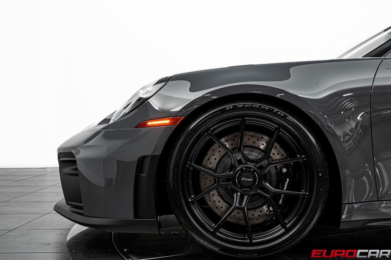 2025 Porsche 911 GT3  *ADAPTIVE SPORT SEATS PLUS * FRONT AXLE LIFT* - Photo 17 - Costa Mesa, CA 92626