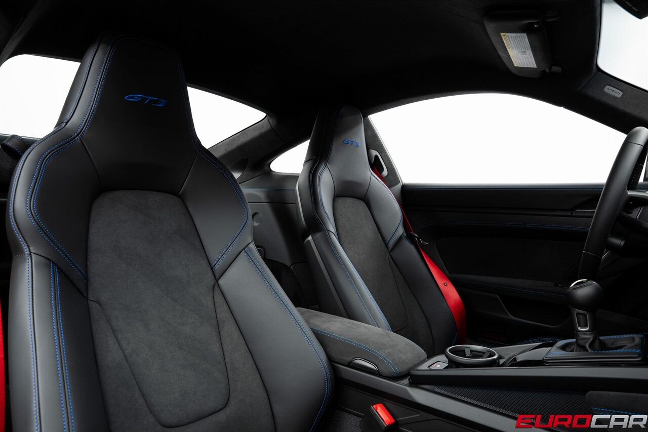 2025 Porsche 911 GT3  *ADAPTIVE SPORT SEATS PLUS * FRONT AXLE LIFT* - Photo 42 - Costa Mesa, CA 92626