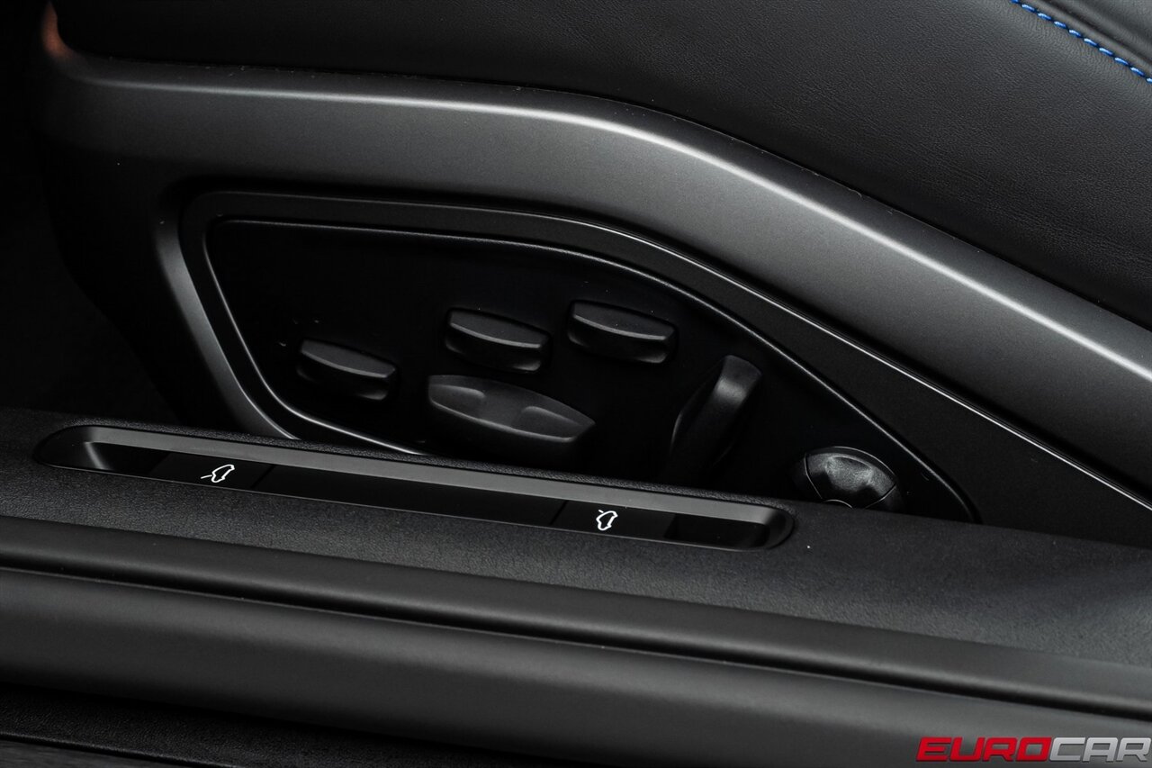 2025 Porsche 911 GT3  *ADAPTIVE SPORT SEATS PLUS * FRONT AXLE LIFT* - Photo 49 - Costa Mesa, CA 92626
