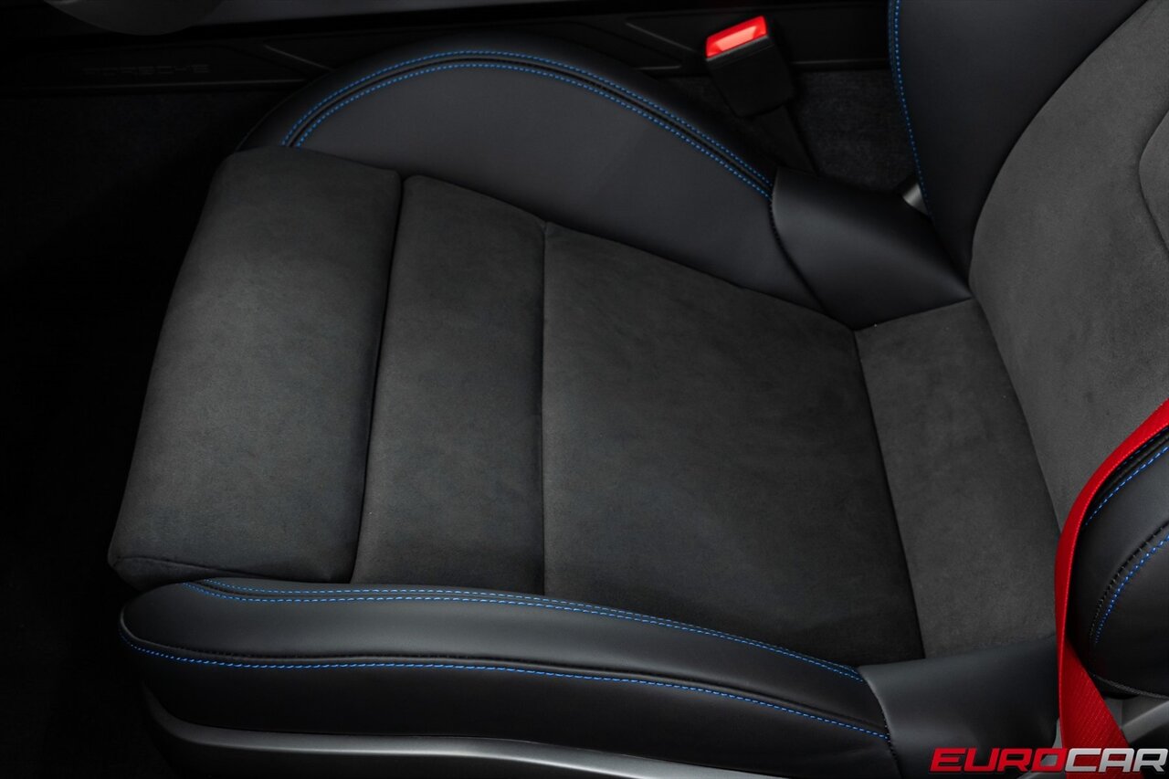 2025 Porsche 911 GT3  *ADAPTIVE SPORT SEATS PLUS * FRONT AXLE LIFT* - Photo 48 - Costa Mesa, CA 92626