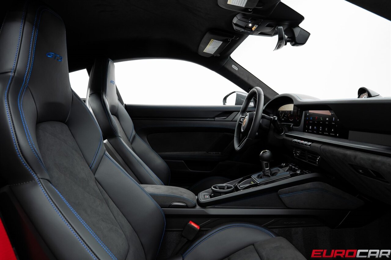2025 Porsche 911 GT3  *ADAPTIVE SPORT SEATS PLUS * FRONT AXLE LIFT* - Photo 41 - Costa Mesa, CA 92626