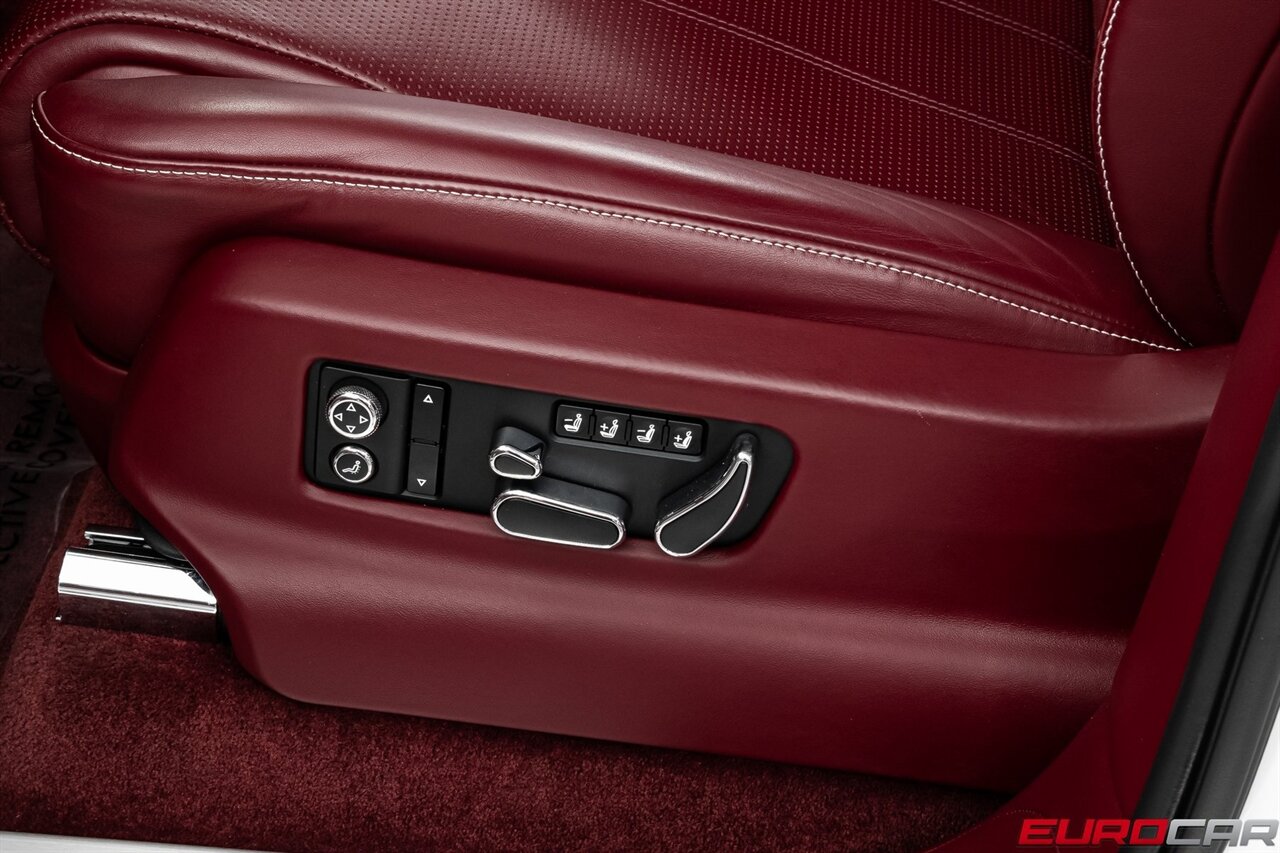 2019 Bentley Bentayga V8 *FRONT SEAT COMFORT SPEC * PANORAMIC ROOF*   - Photo 42 - Costa Mesa, CA 92626