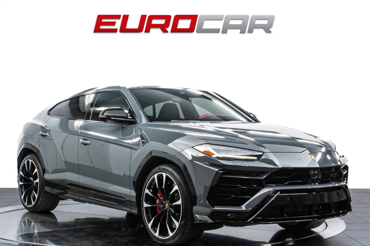 2022 Lamborghini Urus  *STYLE PACKAGE IN HIGH GLOSS BLACK * FULL COMFORT SEATS* - Photo 7 - Costa Mesa, CA 92626