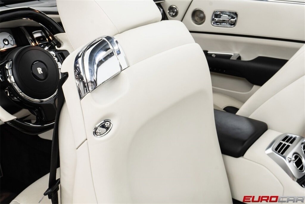 2018 Rolls-Royce Dawn  *BEAUTIFUL BESPOKE INTERIOR * IMMACULATE CONDITION* - Photo 40 - Costa Mesa, CA 92626