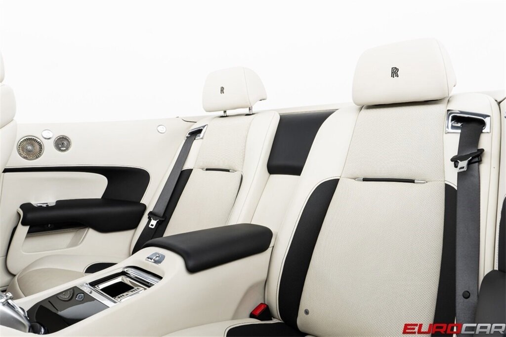 2018 Rolls-Royce Dawn  *BEAUTIFUL BESPOKE INTERIOR * IMMACULATE CONDITION* - Photo 36 - Costa Mesa, CA 92626