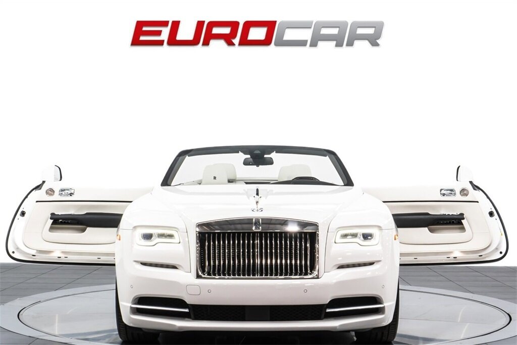 2018 Rolls-Royce Dawn  *BEAUTIFUL BESPOKE INTERIOR * IMMACULATE CONDITION* - Photo 10 - Costa Mesa, CA 92626