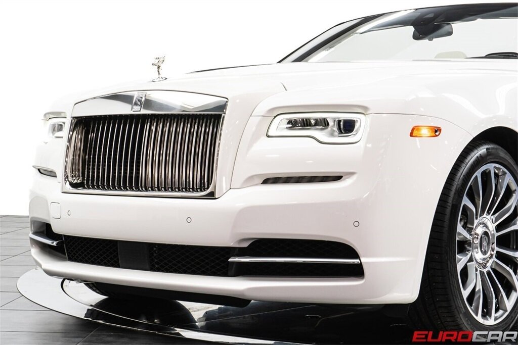 2018 Rolls-Royce Dawn  *BEAUTIFUL BESPOKE INTERIOR * IMMACULATE CONDITION* - Photo 13 - Costa Mesa, CA 92626