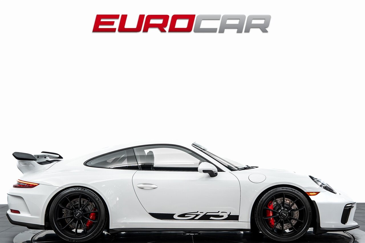 2018 Porsche 911 GT3 *ADAPTIVE SPORT SEATS PLUS * FRONT LIFT*   - Photo 6 - Costa Mesa, CA 92626