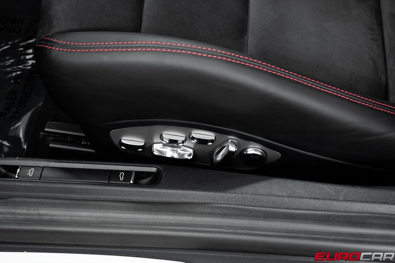 2018 Porsche 911 GT3 *ADAPTIVE SPORT SEATS PLUS * FRONT LIFT*   - Photo 44 - Costa Mesa, CA 92626